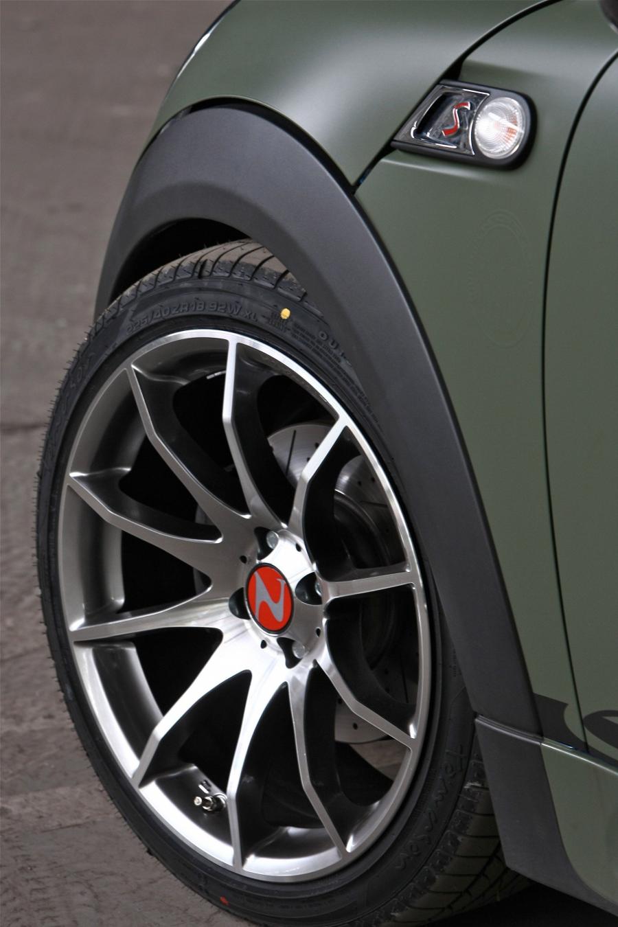  Mini Cooper S by Nowack Motors 2010 года  (фото 13 из 20)